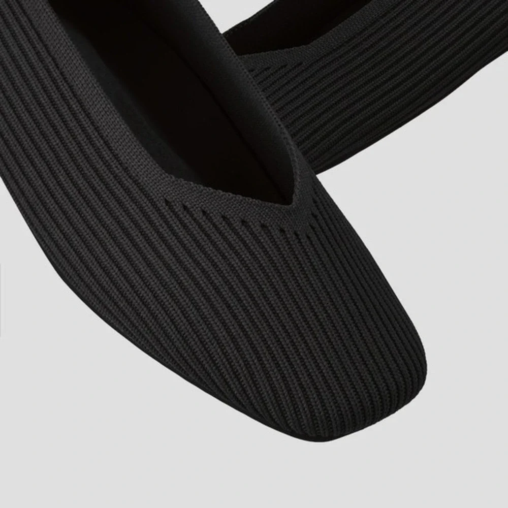 VIVAIA‎ Sleek Black Knit Pointed Flats Effortless Comfort & Modern Style